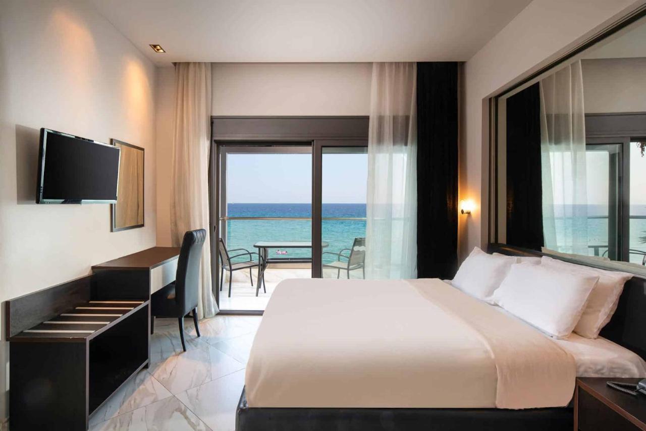 Tridente Mare Apart Hotel Пефкохори Екстериор снимка