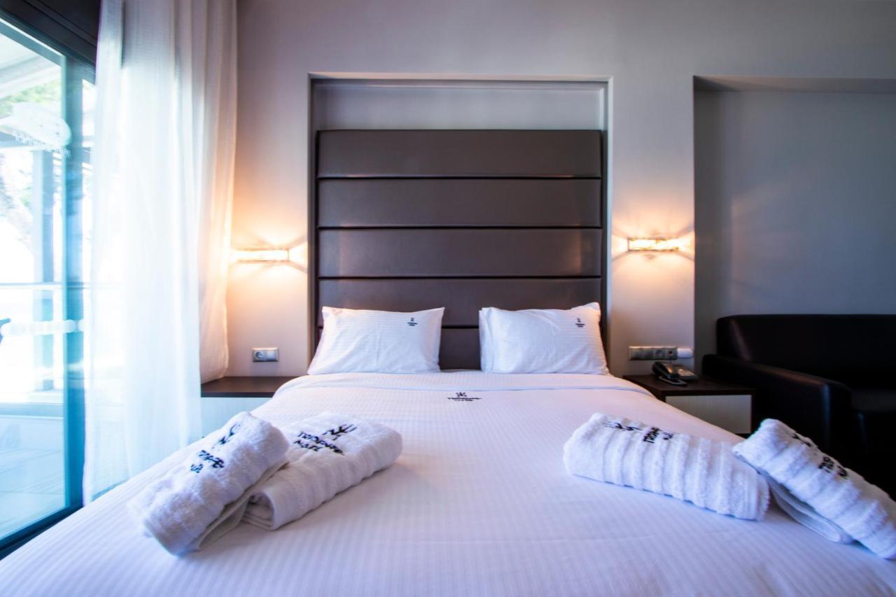 Tridente Mare Apart Hotel Пефкохори Екстериор снимка