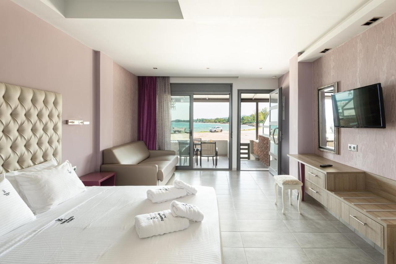 Tridente Mare Apart Hotel Пефкохори Екстериор снимка